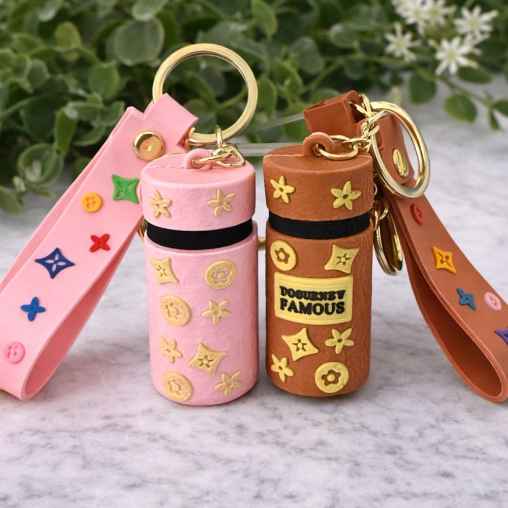 2 Colorful Keychain Set - Picture 3 of 8
